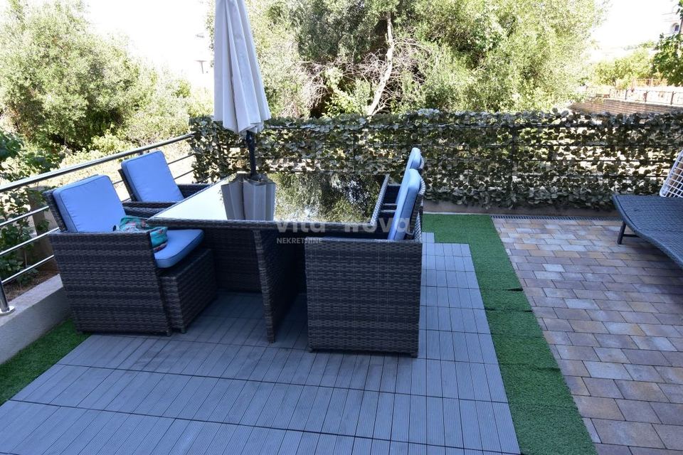 Stan u Zadru, 73m², 2 sobe