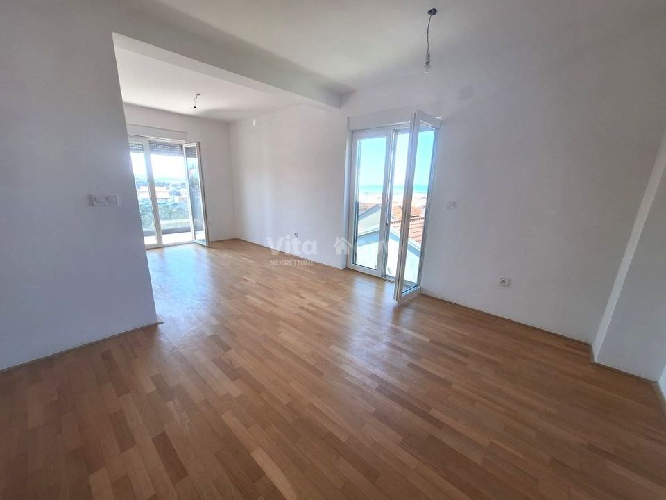 Poslovni Prostor u Zadru, 65m²