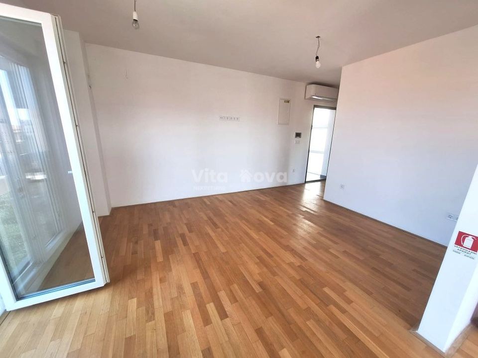 Poslovni Prostor u Zadru, 65m², slika 4