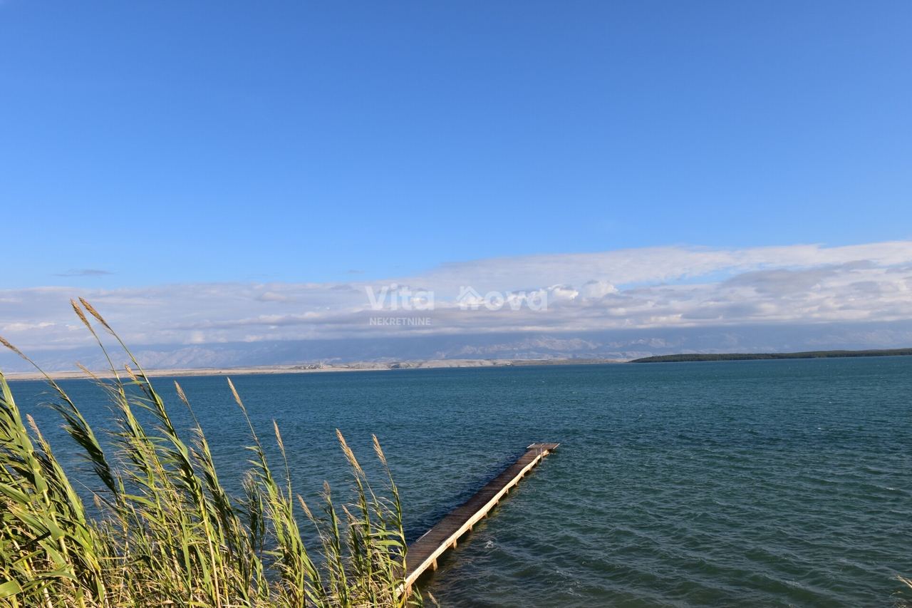 Zemljište u Ninu, 882m²