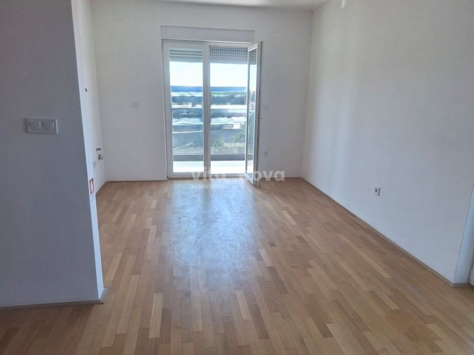 Stan u Zadru, 78m², 2 sobe, slika 2