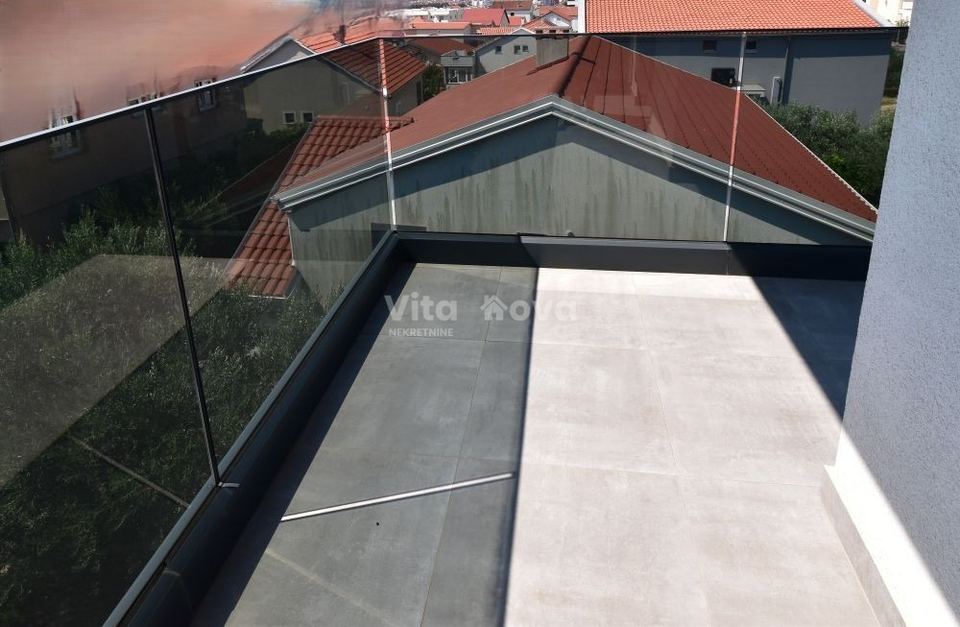 Stan u Zadru, 78m², 2 sobe, slika 3