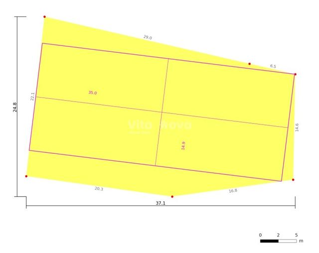 Zemljište u Ninu, 705m²
