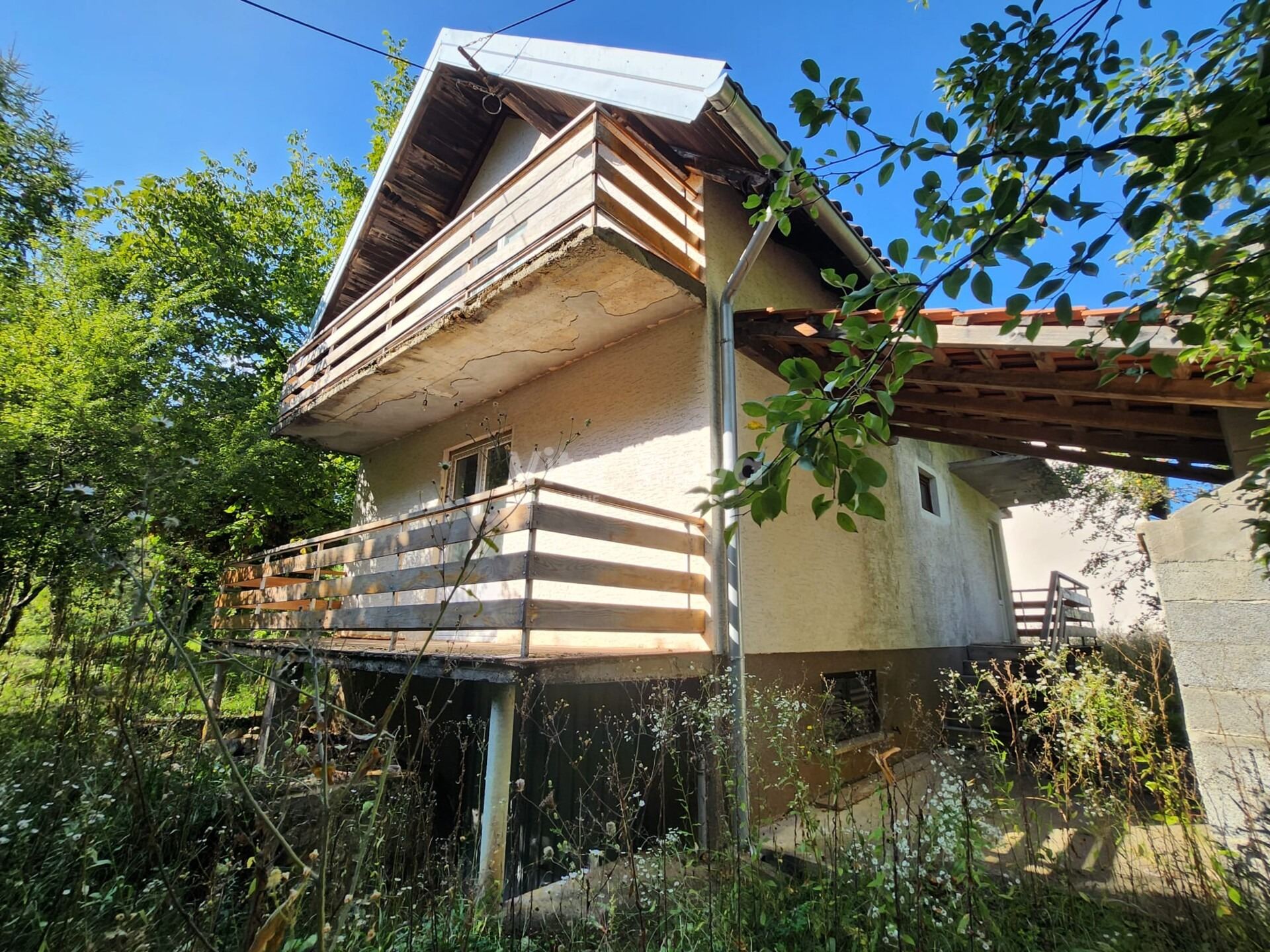 Kuća u Plaškiu, 180m², 2 sobe, slika 2