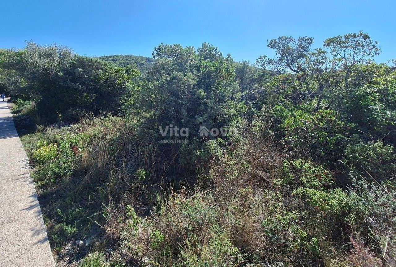 Zemljište u Pašmanu, 748m², slika 5