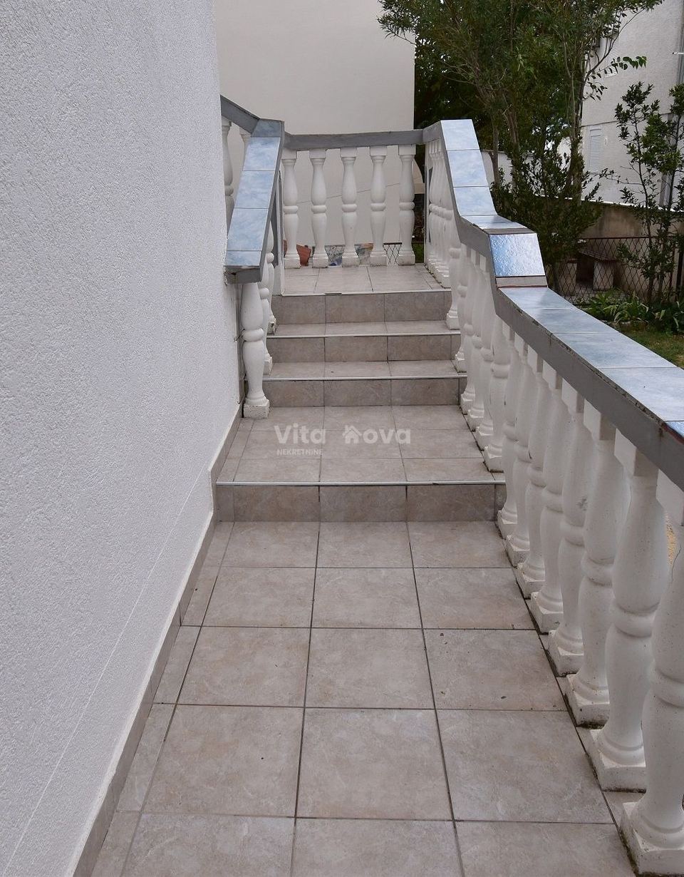 Kuća u Privlaci, 150m², slika 2