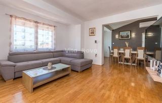 Kuća u Zadru, 200m², 4 sobe, slika 2
