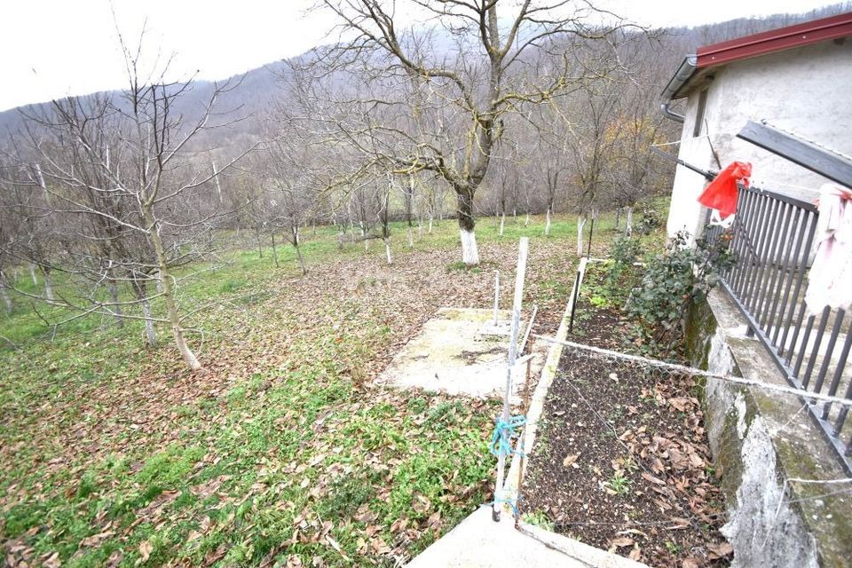 Kuća u Lovincu, 54m², 1 soba, slika 2