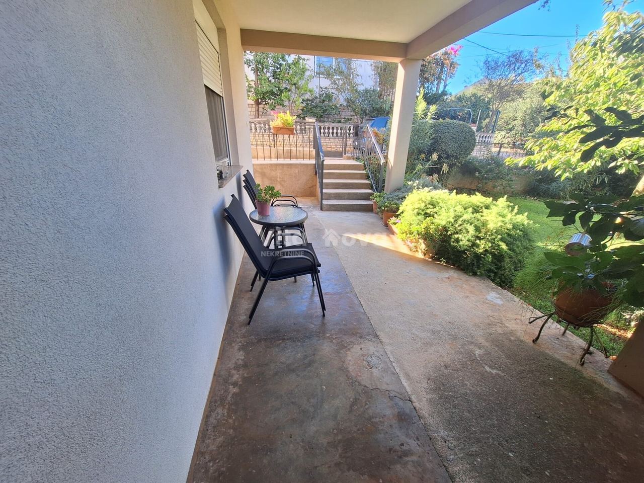 Apartment u Zadar, 74m², 2 sobe