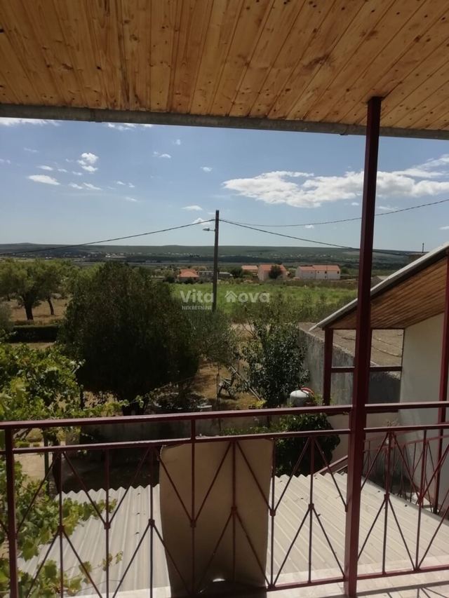 Stan u Benkovcu, 50m², 2 sobe, slika 2